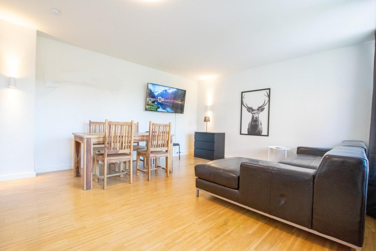 Raj Living - 1 , 3 And 4 Room Apartments - 20 Min Messe Dus & Airport Dus Meerbusch Bagian luar foto