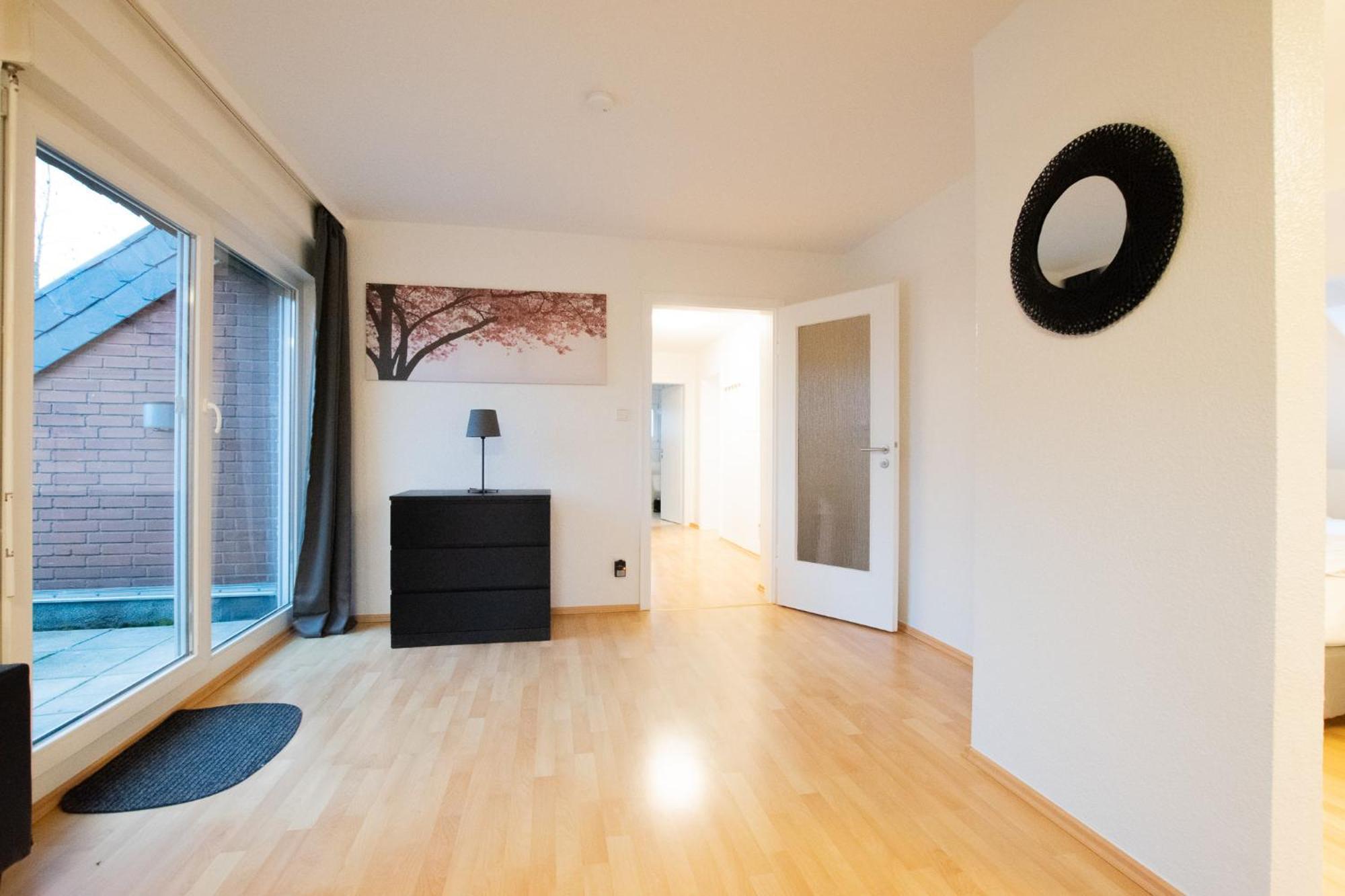 Raj Living - 1 , 3 And 4 Room Apartments - 20 Min Messe Dus & Airport Dus Meerbusch Bagian luar foto